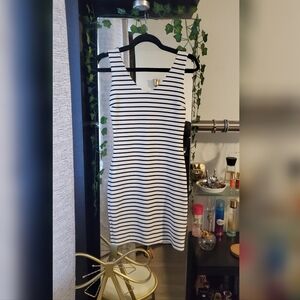 💕 Saks Fifth Avenue 💕 Red Label Black and White Striped Dress Size M